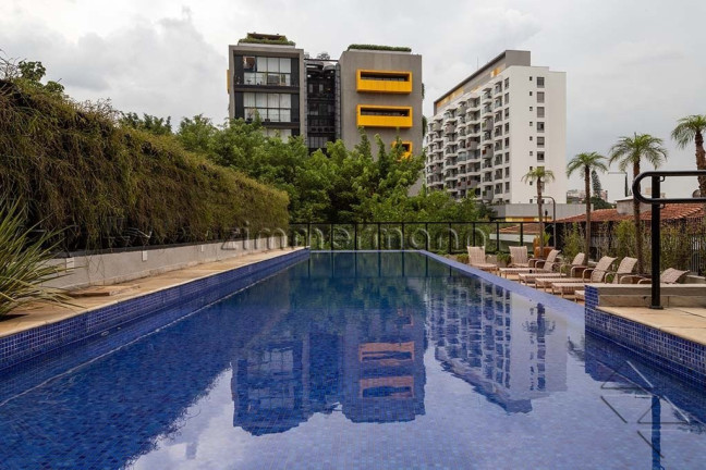 Imagem Apartamento com 2 Quartos à Venda, 147 m² em Alto De Pinheiros - São Paulo Imagem Apartamento com 2 Quartos à Venda, 147 m² em Alto De Pinheiros - São Paulo