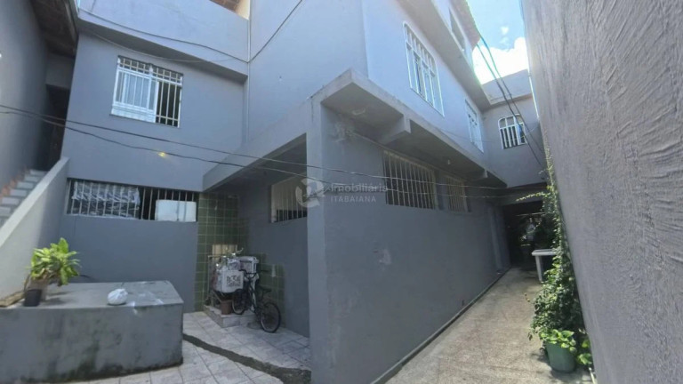 Kitnet com 10 Quartos à Venda,  em América - Aracaju