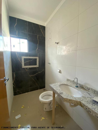 Imagem Casa com 2 Quartos à Venda, 65 m² em Jardim Cometa - Sarandi