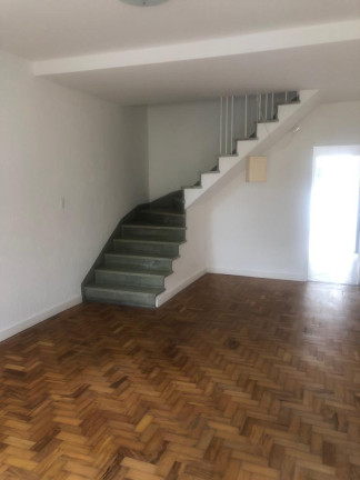 Imagem Sobrado com 2 Quartos à Venda,  em Vila Gumercindo - São Paulo