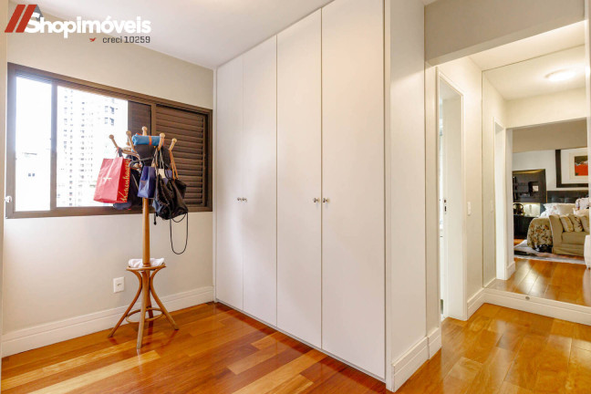 Imagem Apartamento com 4 Quartos à Venda, 195 m² em Itaim Bibi - São Paulo Imagem Apartamento com 4 Quartos à Venda, 195 m² em Itaim Bibi - São Paulo