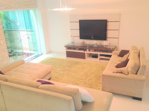 Imagem Sobrado com 3 Quartos à Venda, 380 m² em Cidade Edson - Suzano Imagem Sobrado com 3 Quartos à Venda, 380 m² em Cidade Edson - Suzano
