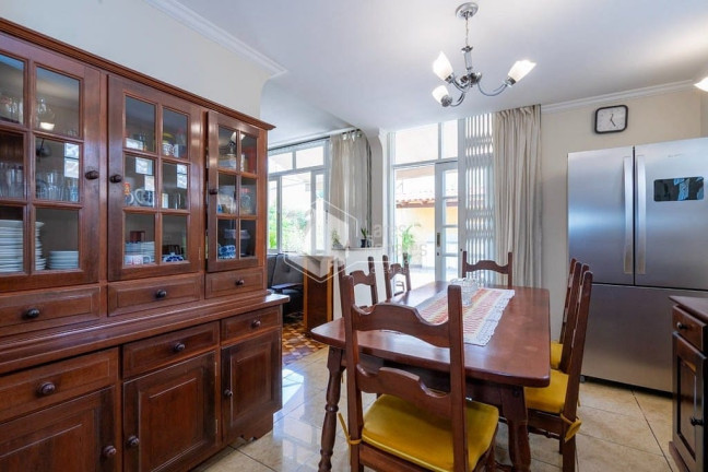 Imagem Casa com 4 Quartos à Venda, 375 m² em Moema - São Paulo Imagem Casa com 4 Quartos à Venda, 375 m² em Moema - São Paulo