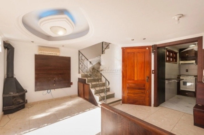 Imagem Casa com 3 Quartos à Venda, 167 m² em Sétimo Céu - Porto Alegre Imagem Casa com 3 Quartos à Venda, 167 m² em Sétimo Céu - Porto Alegre