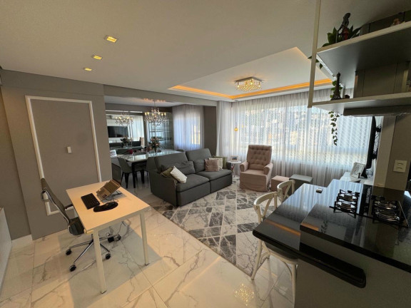 Apartamento com 2 Quartos à Venda, 76 m² em Menino Deus - Porto Alegre