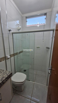 Imagem Casa com 2 Quartos à Venda, 125 m²