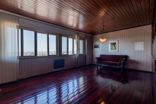 Imagem Apartamento com 3 Quartos à Venda, 169 m² em Independência - Porto Alegre Imagem Apartamento com 3 Quartos à Venda, 169 m² em Independência - Porto Alegre