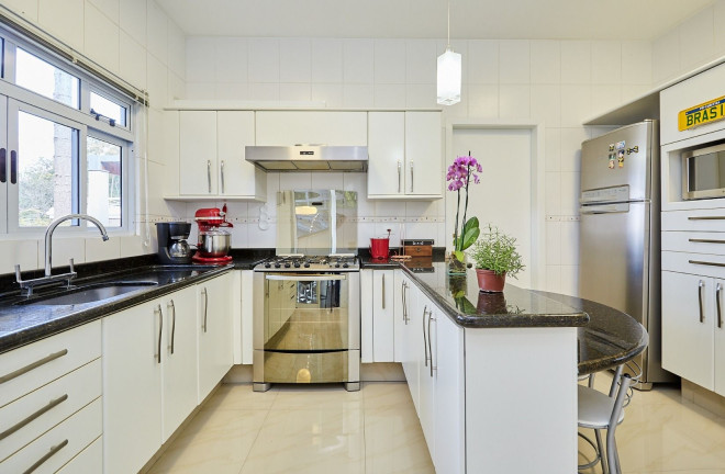 Imagem Casa com 3 Quartos à Venda, 368 m² em Campo Comprido - Curitiba Imagem Casa com 3 Quartos à Venda, 368 m² em Campo Comprido - Curitiba