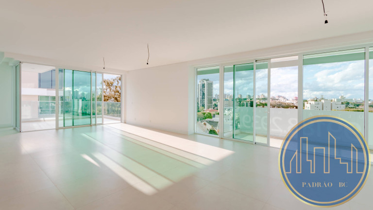 Cobertura com 4 Quartos à Venda, 417 m² em Cabral - Curitiba