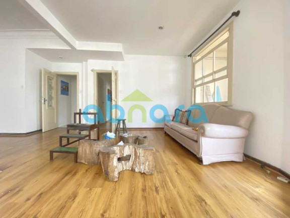 Imagem Apartamento com 4 Quartos à Venda, 190 m² em Copacabana - Rio De Janeiro Imagem Apartamento com 4 Quartos à Venda, 190 m² em Copacabana - Rio De Janeiro