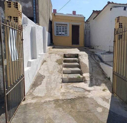 Casa com 1 Quarto à Venda, 120 m² em Vila Carvalho - Sorocaba