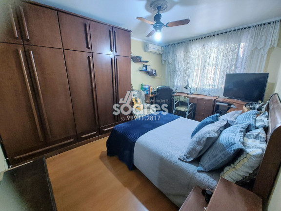 Imagem Apartamento com 4 Quartos à Venda, 211 m² em Centro - Pelotas