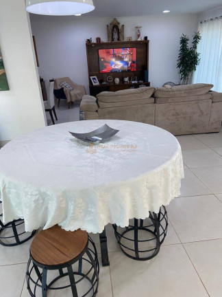 Imagem Casa com 4 Quartos à Venda, 490 m² em Barra De Guaratiba - Rio De Janeiro Imagem Casa com 4 Quartos à Venda, 490 m² em Barra De Guaratiba - Rio De Janeiro