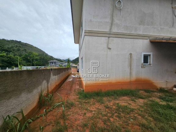 Imagem Casa com 4 Quartos à Venda, 130 m² em Albuquerque - Teresópolis