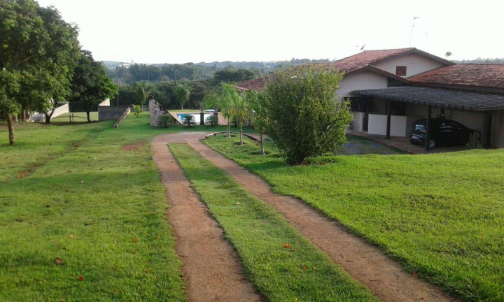 Imagem Imóvel com 3 Quartos à Venda, 424 m² em Km 117 Da Rodovia Raposo Tavares - Araçoiaba Da Serra Imagem Imóvel com 3 Quartos à Venda, 424 m² em Km 117 Da Rodovia Raposo Tavares - Araçoiaba Da Serra