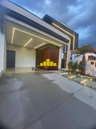 Casa com 3 Quartos à Venda, 200 m² em Wanel Ville - Sorocaba