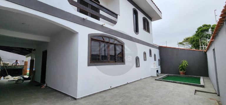 Imagem Casa com 3 Quartos à Venda, 325 m² em Mosteiro - Itanhaém Imagem Casa com 3 Quartos à Venda, 325 m² em Mosteiro - Itanhaém