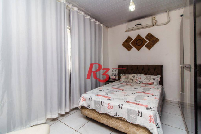 Imagem Casa com 2 Quartos à Venda, 180 m² em Marapé - Santos