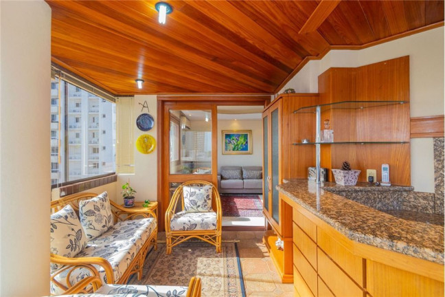 Imagem Apartamento com 3 Quartos à Venda, 157 m² em Menino Deus - Porto Alegre