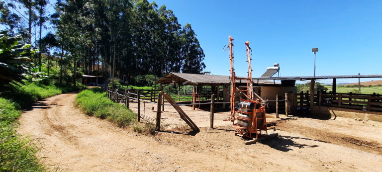 Imagem Imóvel com 3 Quartos à Venda, 11 m² em Barreiro 2 (rural) - Caldas