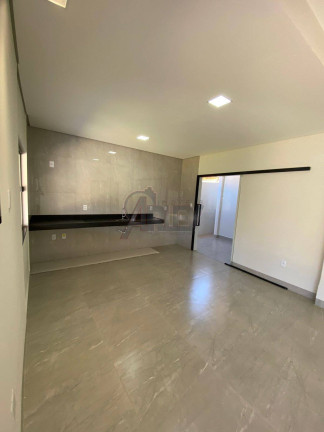 Imagem Casa com 3 Quartos à Venda, 400 m² em Vila Atlântida - Montes Claros