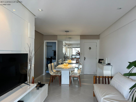 Imagem Imóvel com 3 Quartos à Venda, 90 m² em Pituba - Salvador Imagem Imóvel com 3 Quartos à Venda, 90 m² em Pituba - Salvador