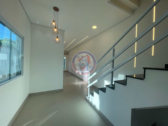 Imagem Casa com 3 Quartos à Venda, 130 m² em Flórida - Praia Grande Imagem Casa com 3 Quartos à Venda, 130 m² em Flórida - Praia Grande