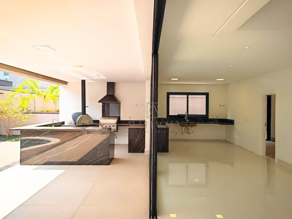 Imagem Casa com 4 Quartos à Venda, 390 m² em Tamboré - Santana De Parnaíba Imagem Casa com 4 Quartos à Venda, 390 m² em Tamboré - Santana De Parnaíba
