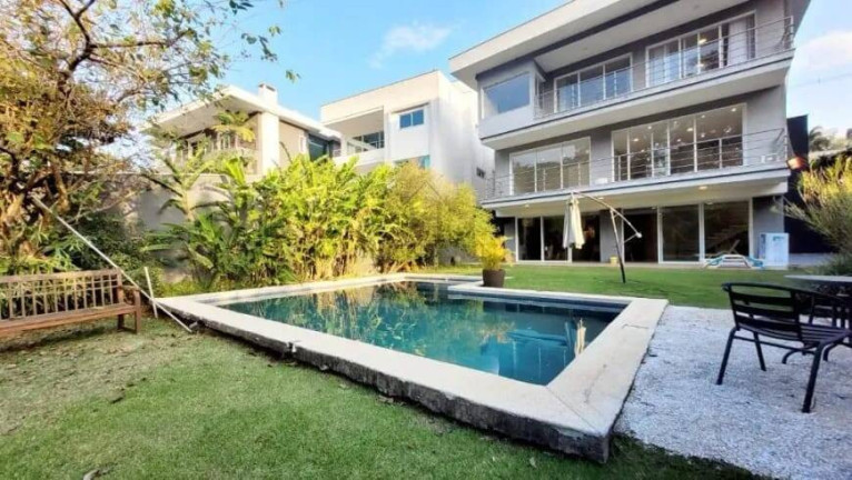 Casa com 4 Quartos à Venda, 360 m² em Jardim Do Golf I - Jandira