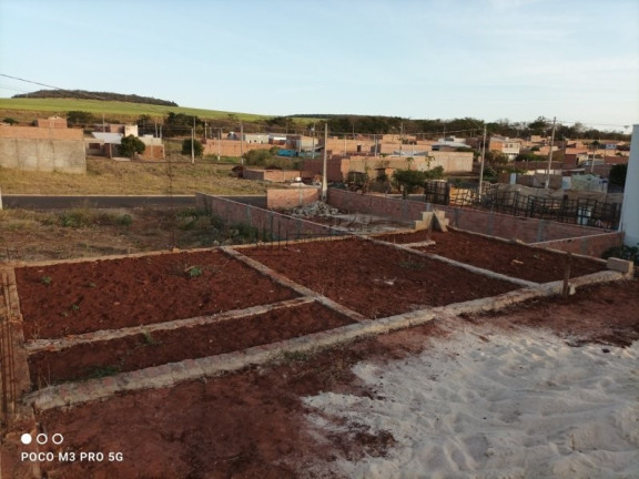Imóvel à Venda, 53 m² em Jd. Cambui - Luís Antônio