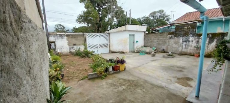 Imagem Casa com 2 Quartos à Venda, 250 m² em Caraguava - Peruíbe Imagem Casa com 2 Quartos à Venda, 250 m² em Caraguava - Peruíbe