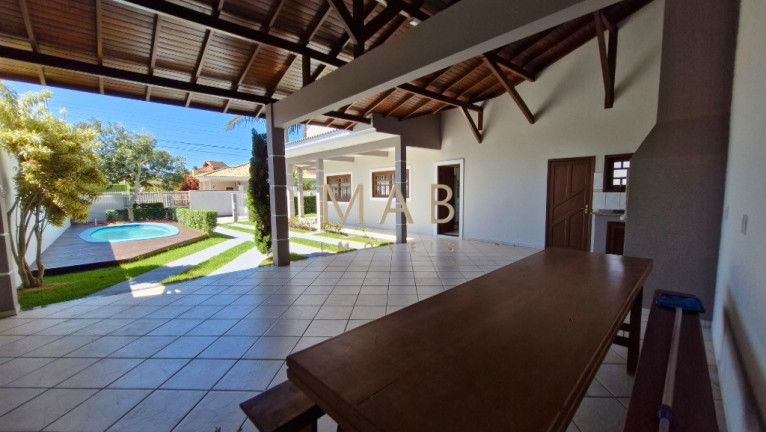 Imagem Casa com 4 Quartos à Venda, 240 m² em Ingleses - Florianópolis Imagem Casa com 4 Quartos à Venda, 240 m² em Ingleses - Florianópolis