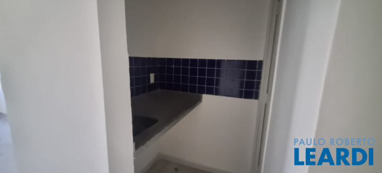 Imagem Sala Comercial à Venda, 31 m² em Centro - Santo André Imagem Sala Comercial à Venda, 31 m² em Centro - Santo André