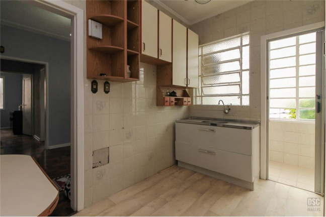 Imagem Imóvel com 2 Quartos à Venda,  em Menino Deus - Porto Alegre