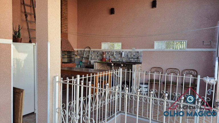 Imagem Casa com 5 Quartos à Venda, 254 m² em Metalúrgicos - Osasco