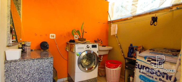 Imagem Casa com 3 Quartos à Venda, 121 m² em Albuquerque - Teresópolis Imagem Casa com 3 Quartos à Venda, 121 m² em Albuquerque - Teresópolis