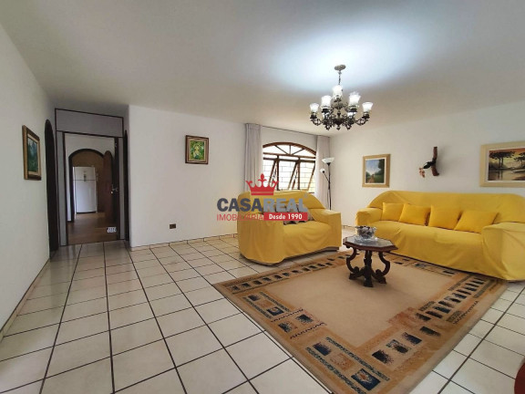 Imagem Casa com 4 Quartos à Venda, 400 m² em Seminário - Curitiba Imagem Casa com 4 Quartos à Venda, 400 m² em Seminário - Curitiba