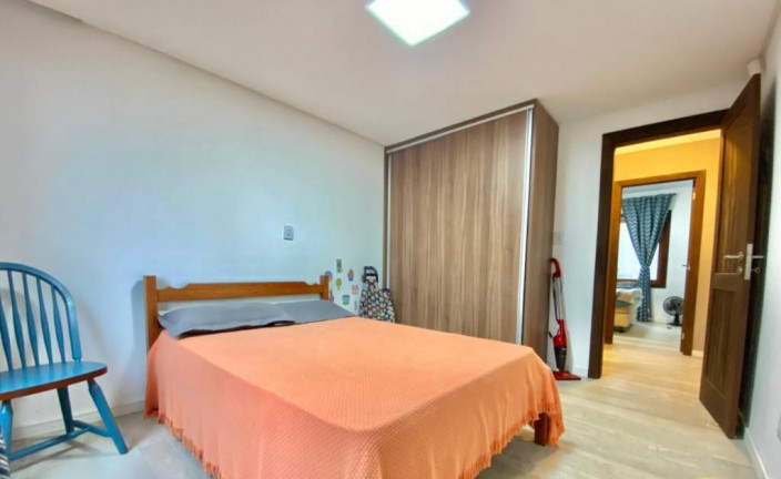 Imagem Casa com 4 Quartos à Venda, 200 m² em Centro - Xangri-lá Imagem Casa com 4 Quartos à Venda, 200 m² em Centro - Xangri-lá