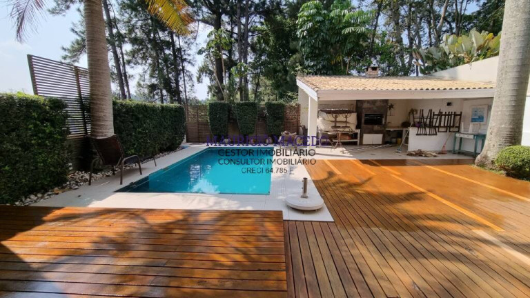 Casa com 4 Quartos para Alugar, 360 m² em Alphaville - Santana De Parnaíba