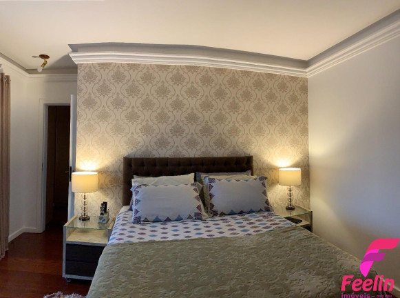 Casa com 4 Quartos à Venda, 250 m² em Carianos - Florianópolis
