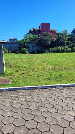 Terreno à Venda,  em Praia Do Rosa - Imbituba