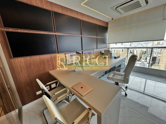 Imagem Imóvel com 4 Quartos à Venda, 450 m² em Gonzaga - Santos Imagem Imóvel com 4 Quartos à Venda, 450 m² em Gonzaga - Santos