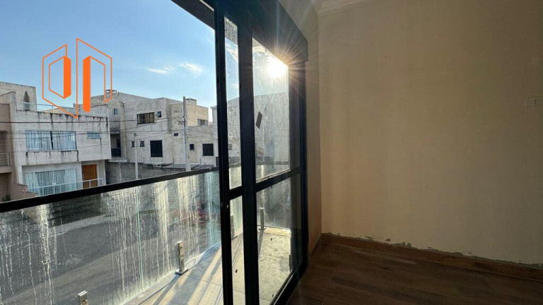 Imagem Sobrado com 3 Quartos à Venda, 112 m² em Pinheirinho - Curitiba