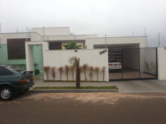 Imagem Sobrado com 3 Quartos à Venda, 460 m² em Portal Das Flores - Arapongas Imagem Sobrado com 3 Quartos à Venda, 460 m² em Portal Das Flores - Arapongas
