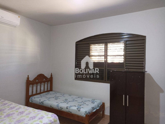 Imagem Casa com 3 Quartos à Venda, 200 m² em Setor Afonso Pena - Itumbiara