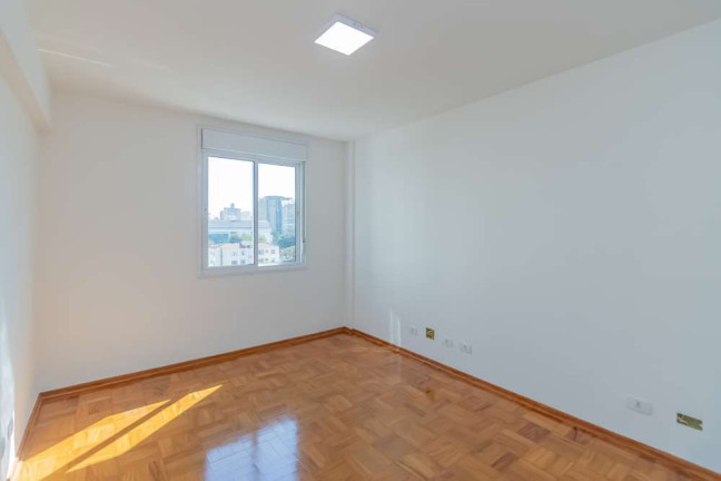 Foto do imóvel Apartamento com 3 Quartos à Venda, 105 m² em Moema - São Paulo