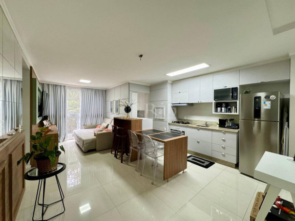 Imagem Apartamento com 2 Quartos à Venda, 62 m² em Balneário Camboriú Imagem Apartamento com 2 Quartos à Venda, 62 m² em Balneário Camboriú
