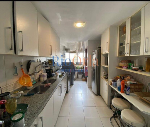 Imagem Apartamento com 3 Quartos à Venda, 130 m² em Barra Da Tijuca - Rio De Janeiro