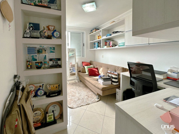 Imagem Apartamento com 3 Quartos à Venda, 143 m² em Coqueiros - Florianópolis
