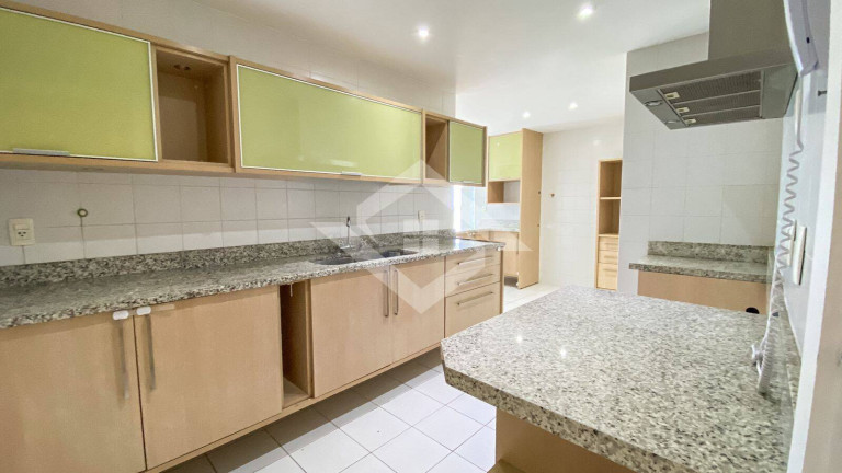 Imagem Cobertura com 4 Quartos à Venda, 250 m² em Barra Da Tijuca - Rio De Janeiro
